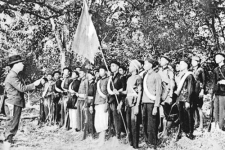 Tư tưởng Hồ Chí Minh về xây dựng Quân đội “phải lấy chính trị làm gốc”  - ý nghĩa và giá trị hiện thực