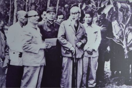 Những cống hiến to lớn của đồng chí Nguyễn Lương Bằng đối với sự nghiệp cách mạng của Đảng và dân tộc
